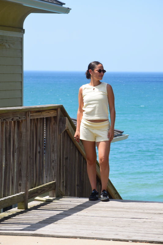 The Lake Shore short - Butter Yellow