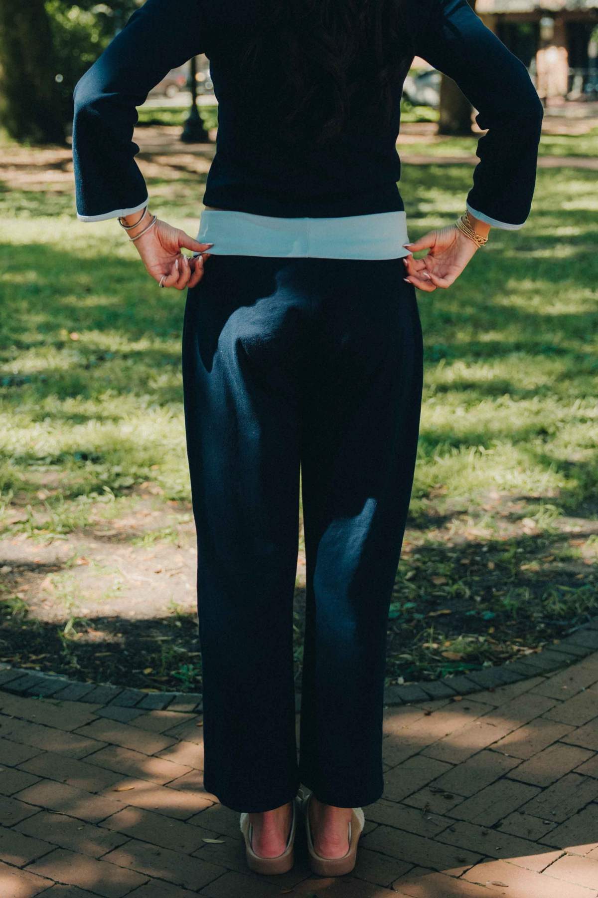 The Emerson cropped pant - Navy