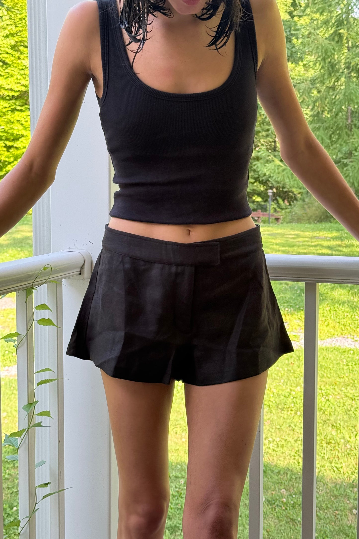 Sailor Low Rise Linen Short